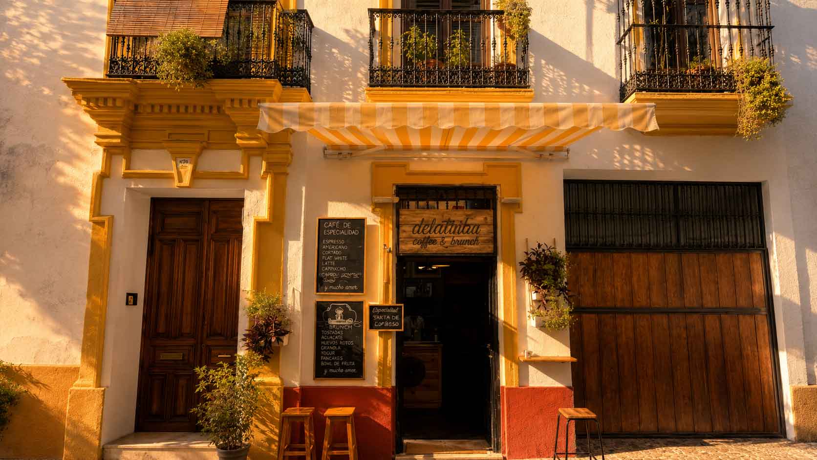 delatribu specialty coffee cafeteria especialidad sevilla